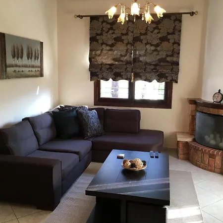 Maro's Family House In Kastraki