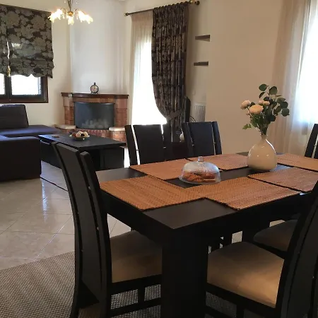 Maro's Family House In Kastraki Villa *